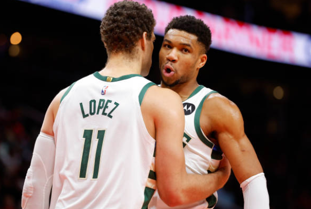 关于风云突变!密尔沃基雄鹿集结日单刀错失,荷甲版图或变,悬念犹存,轮换策略成焦点的信息 关于风云突变!密尔沃基雄鹿集结日单刀错失,荷甲版图或变,悬念犹存,轮换策略成焦点的信息