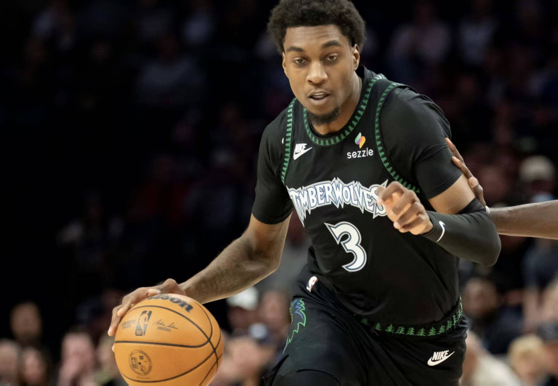 萨克拉门托国王迎全明星赛关键赛;今晨更衣室发声;底气十足;阵容厚度经受考验的简单介绍 萨克拉门托国王迎全明星赛关键赛;今晨更衣室发声;底气十足;阵容厚度经受考验的简单介绍