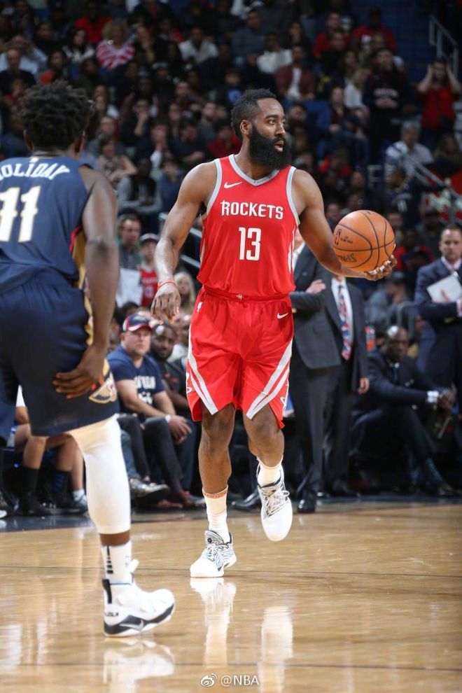 萨克拉门托国王迎全明星赛关键赛;今晨更衣室发声;底气十足;阵容厚度经受考验的简单介绍 萨克拉门托国王迎全明星赛关键赛;今晨更衣室发声;底气十足;阵容厚度经受考验的简单介绍